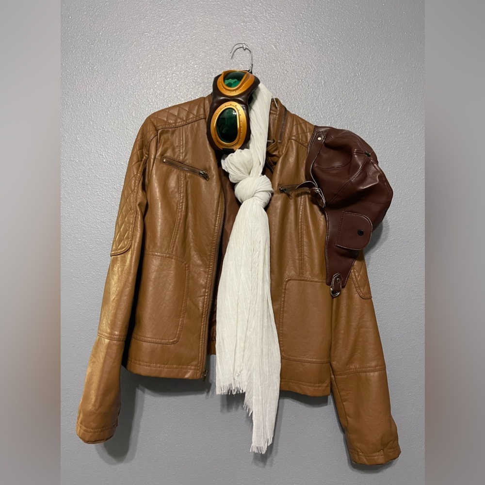 DIY Amelia Earhart costume